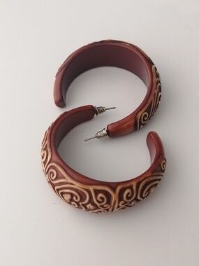 Bohemian Chunky Molded Plastic Faux Carved Wood Heart Rune Earrings
